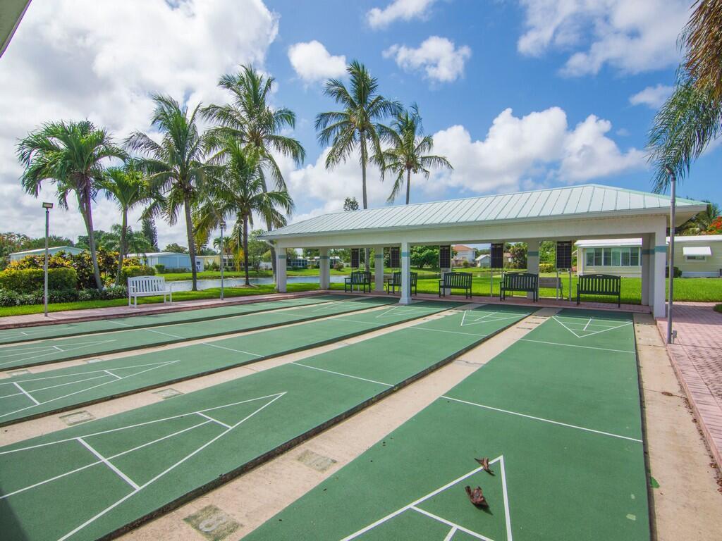 Pinelake Village - Residential