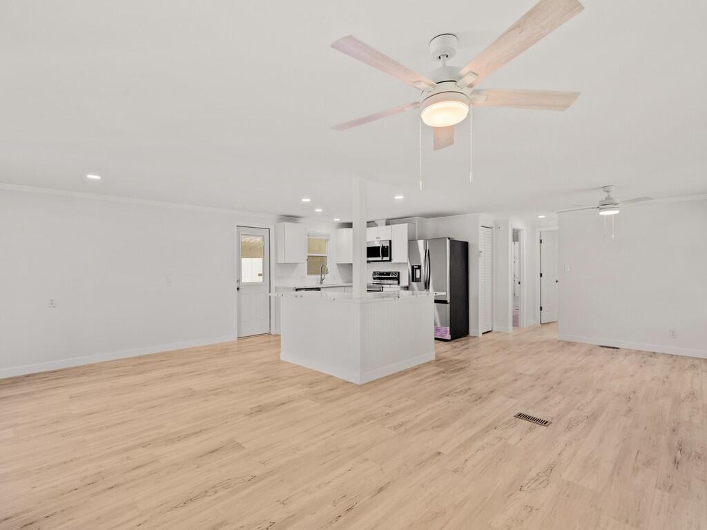 Pinelake Village - Residential