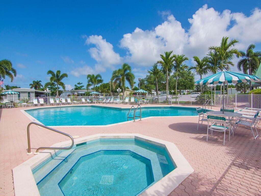 Pinelake Village - Residential