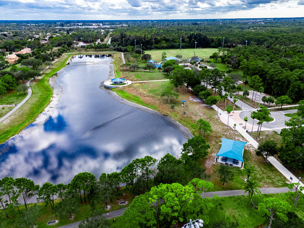 RIVER BRIDGE PAR 2F - Residential