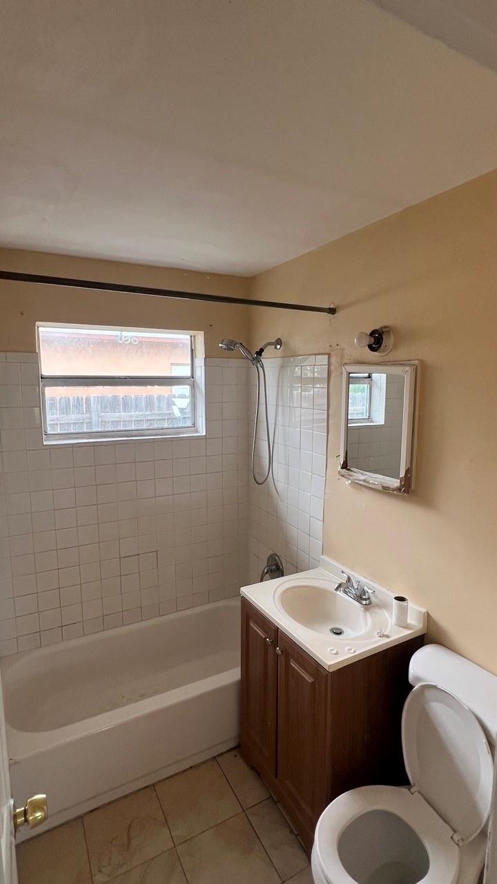 CHERRY HILLS - Residential Lease