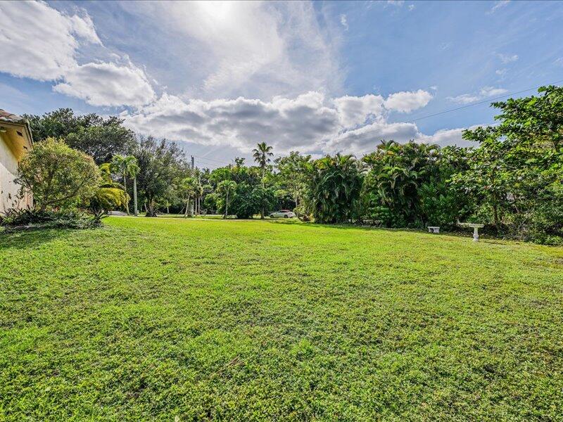 Palm Beach Country Estates - Residential