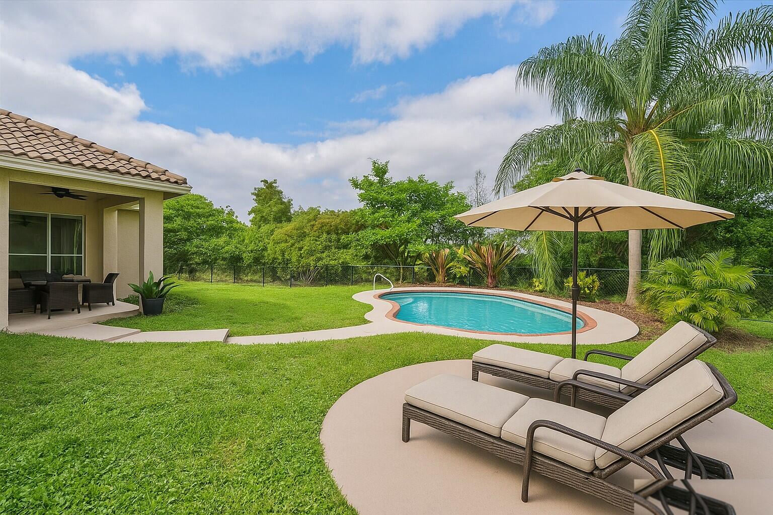 Palm Beach Country Estates - Residential