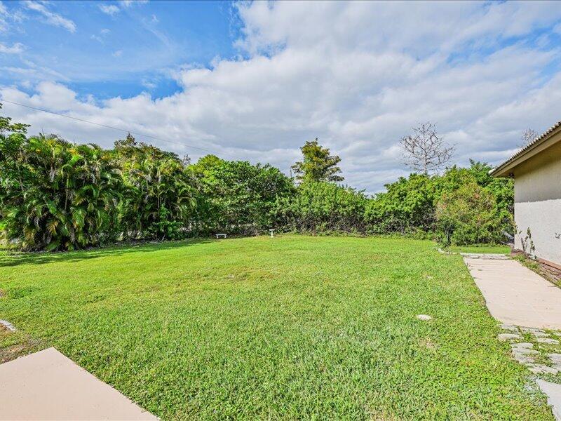 Palm Beach Country Estates - Residential
