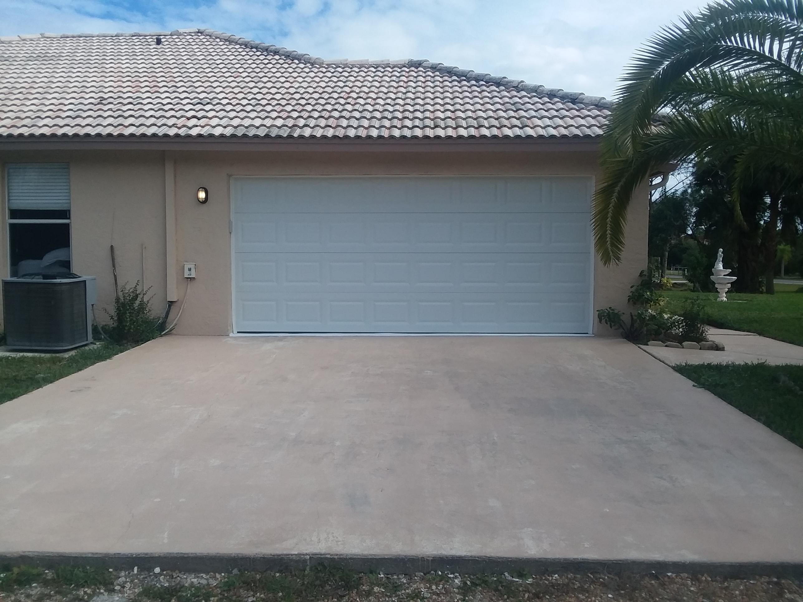 Palm Beach Country Estates - Residential