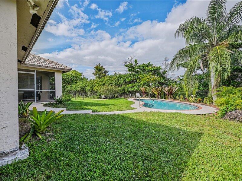 Palm Beach Country Estates - Residential