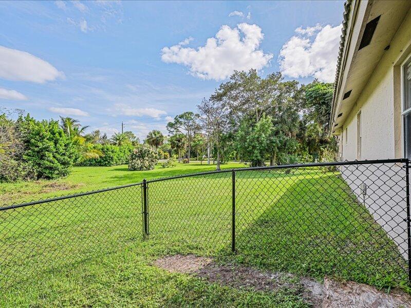Palm Beach Country Estates - Residential