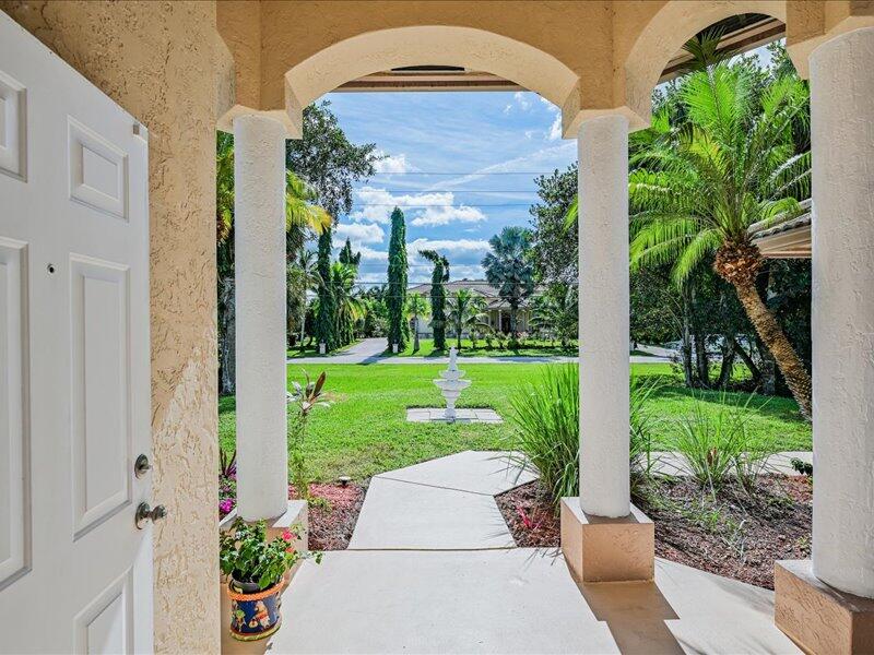 Palm Beach Country Estates - Residential