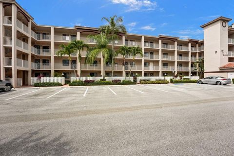 Condominium in Delray Beach FL 6093 Pointe Regal Circle Cir 2.jpg