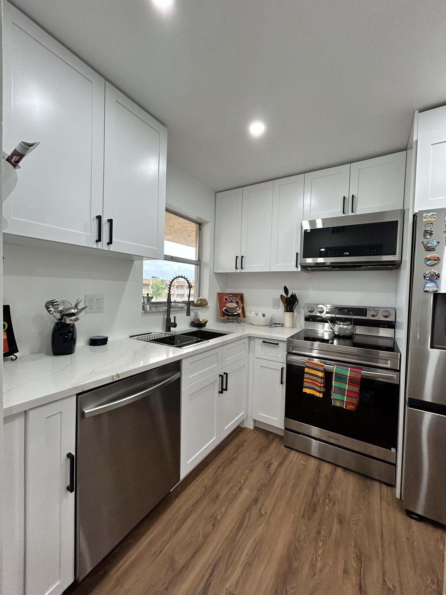 ROYAL PARK GARDENS II-E CONDO - Residential