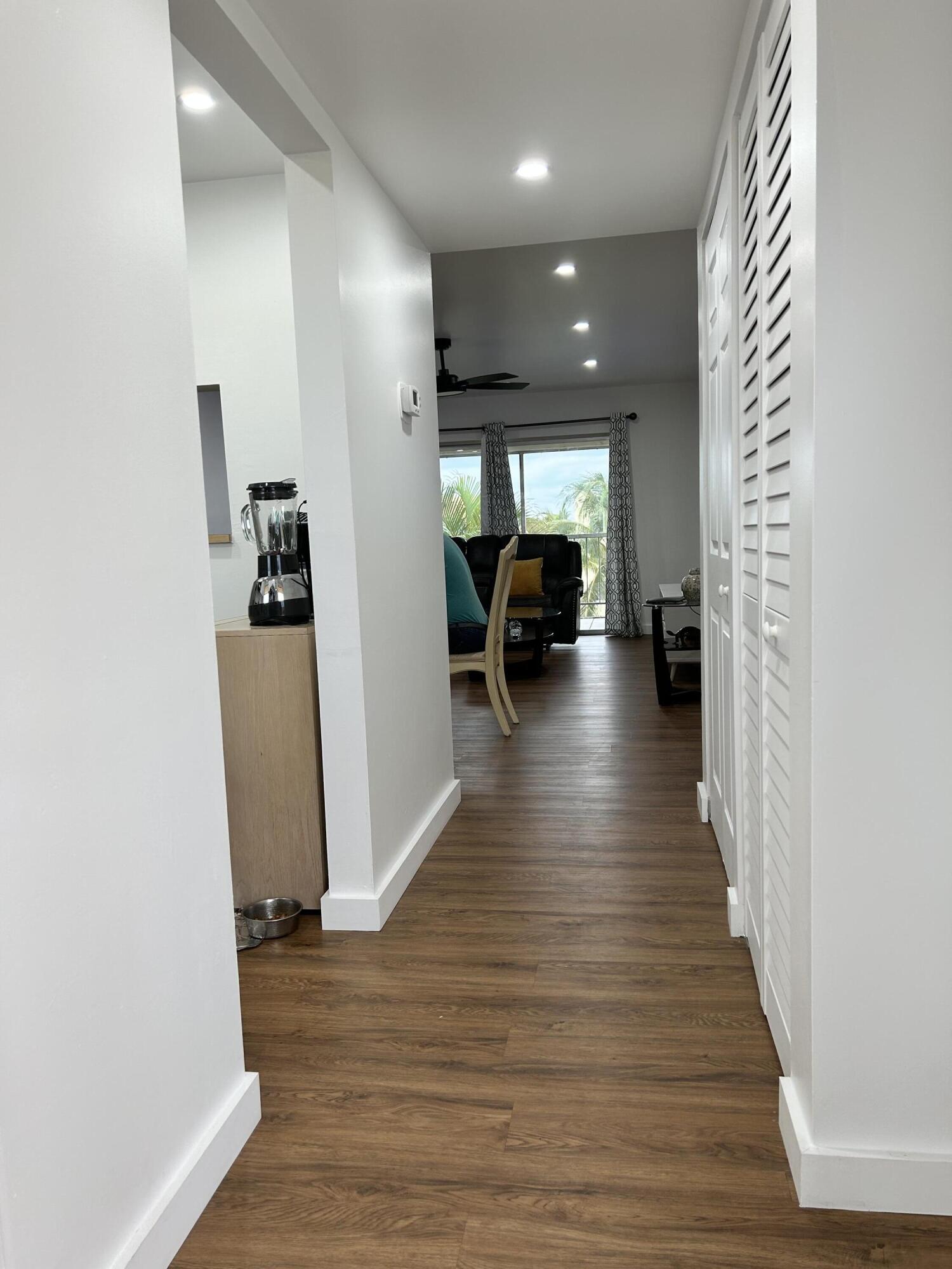 6750 Royal Palm Boulevard 310e