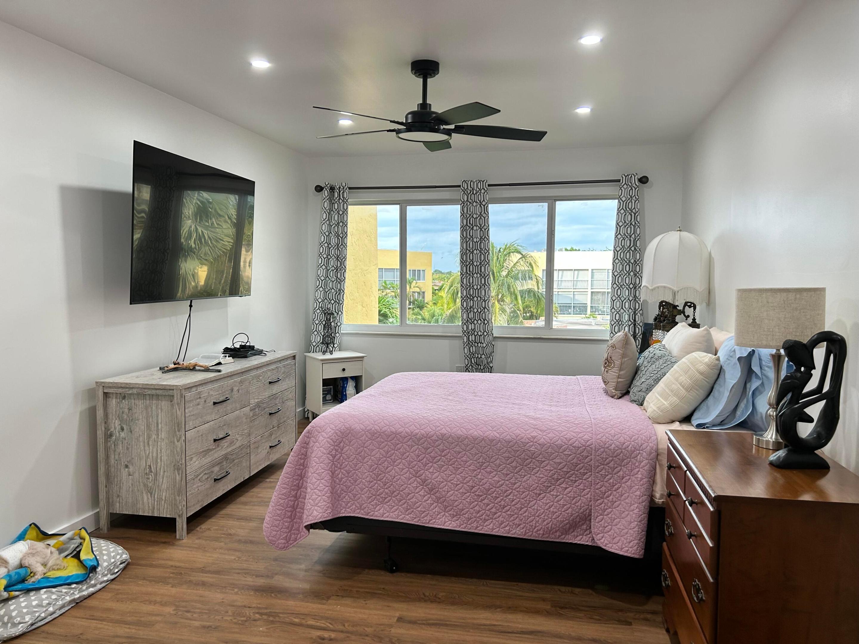 ROYAL PARK GARDENS II-E CONDO - Residential