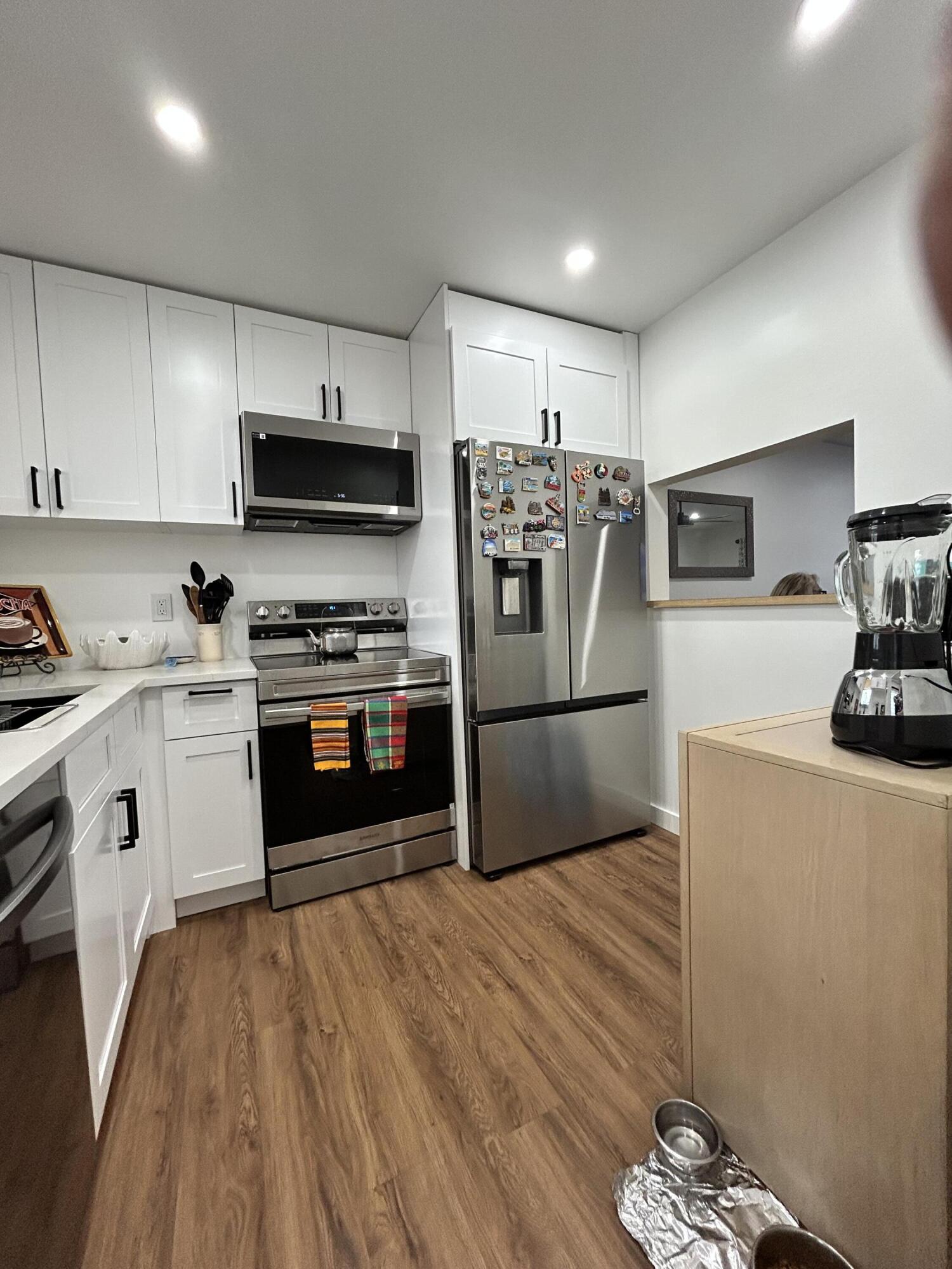 ROYAL PARK GARDENS II-E CONDO - Residential