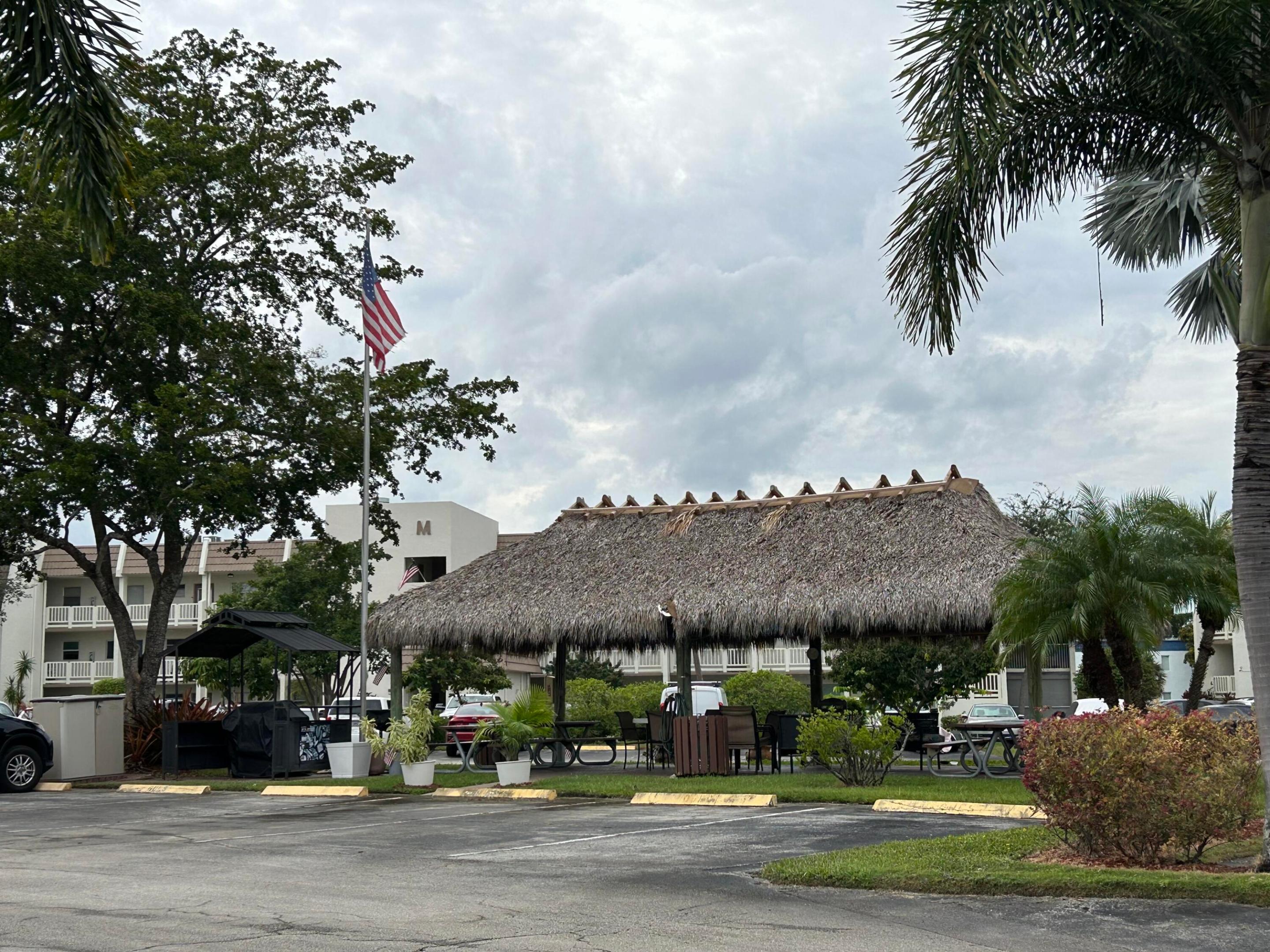 ROYAL PARK GARDENS II-E CONDO - Residential