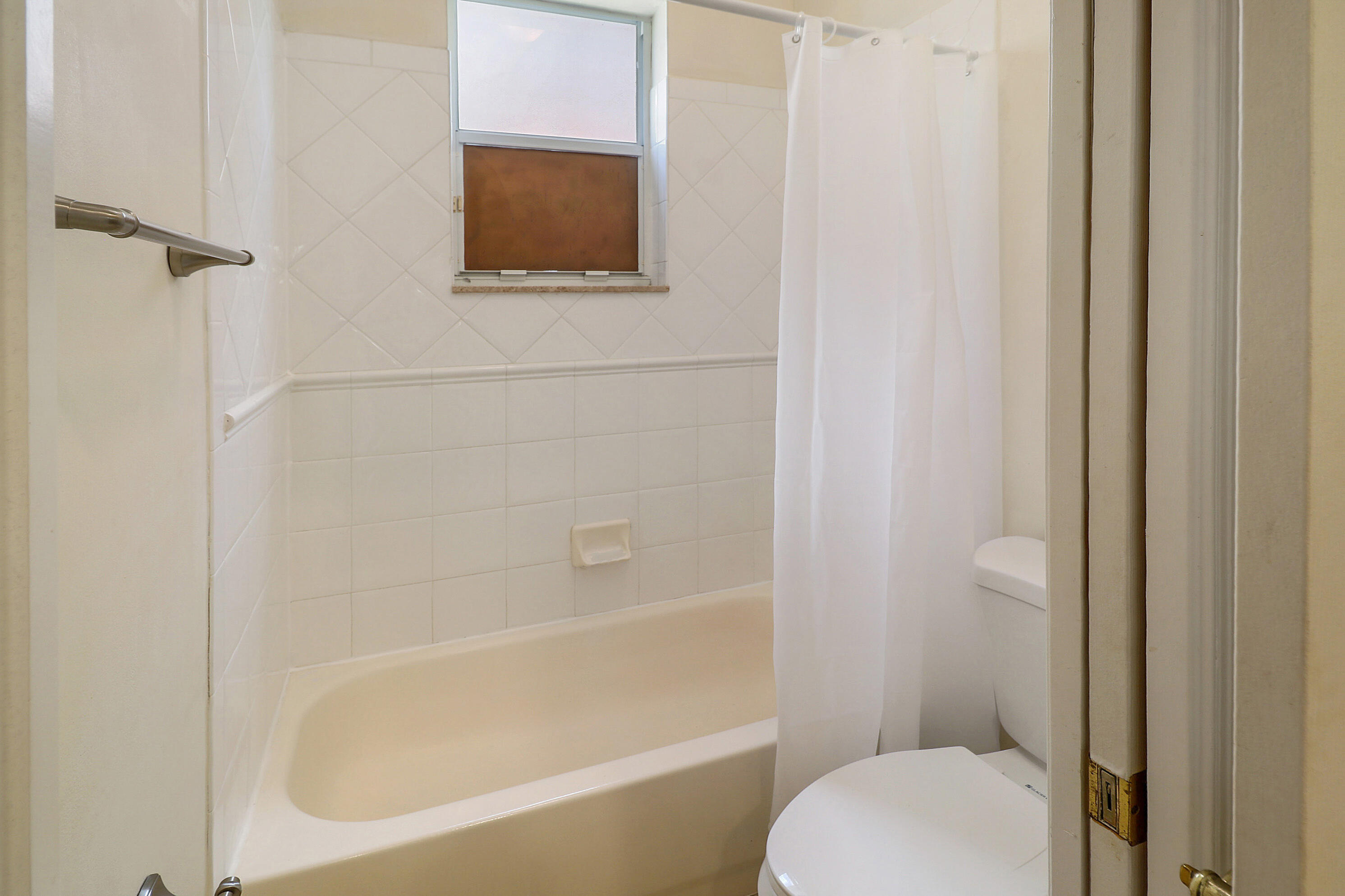 WEST SHORE - Residential