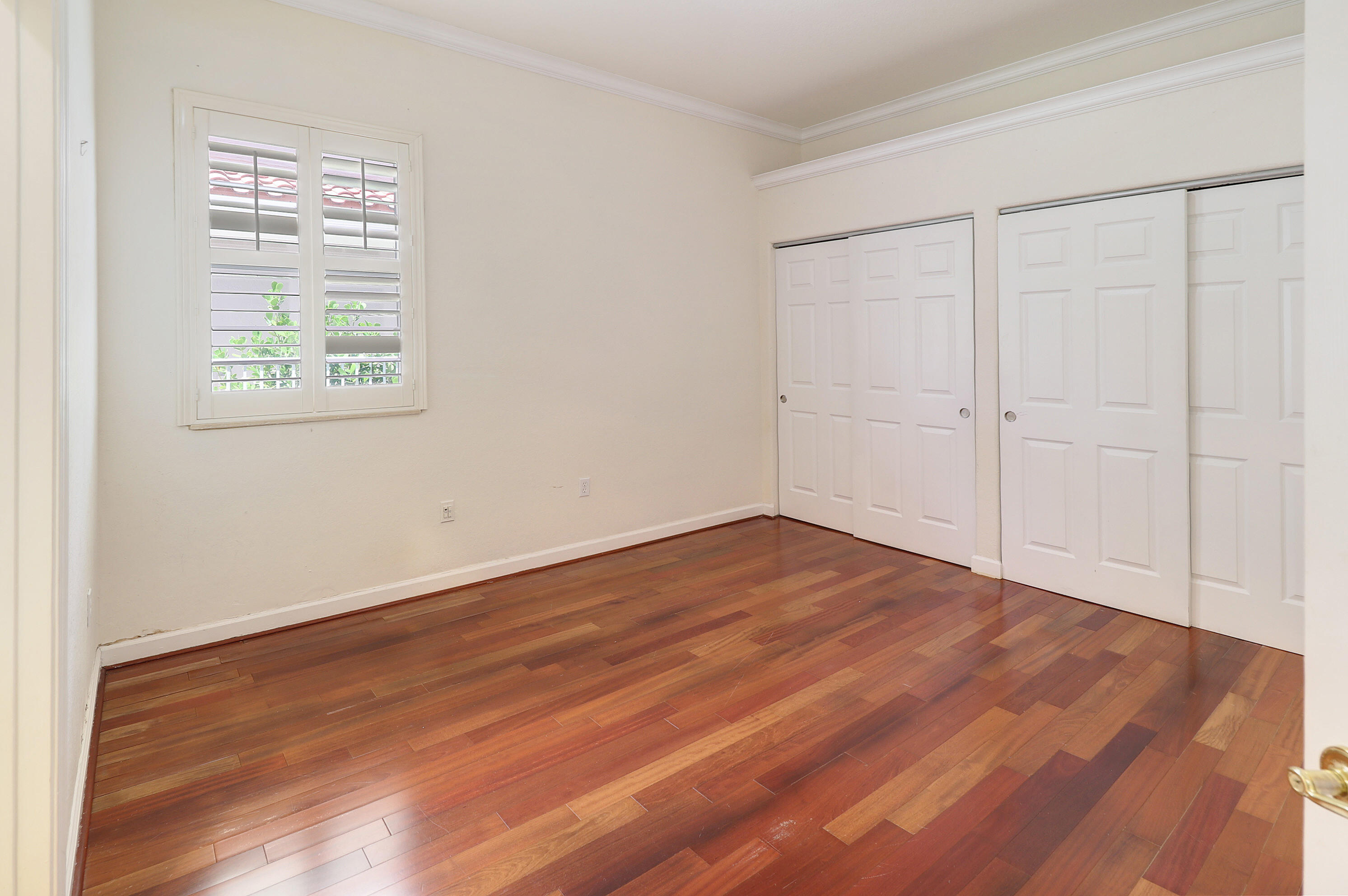 WEST SHORE - Residential