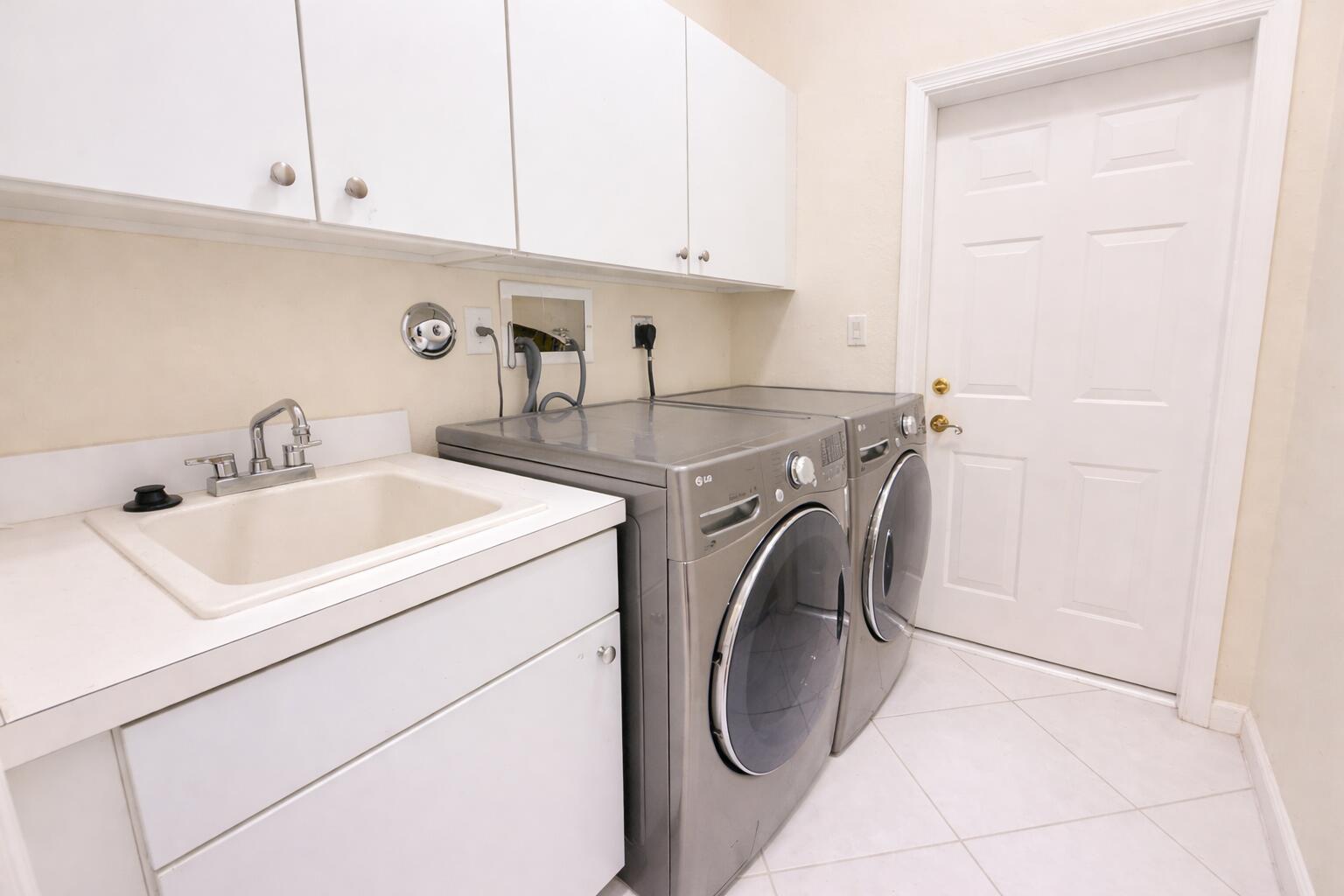 WEST SHORE - Residential