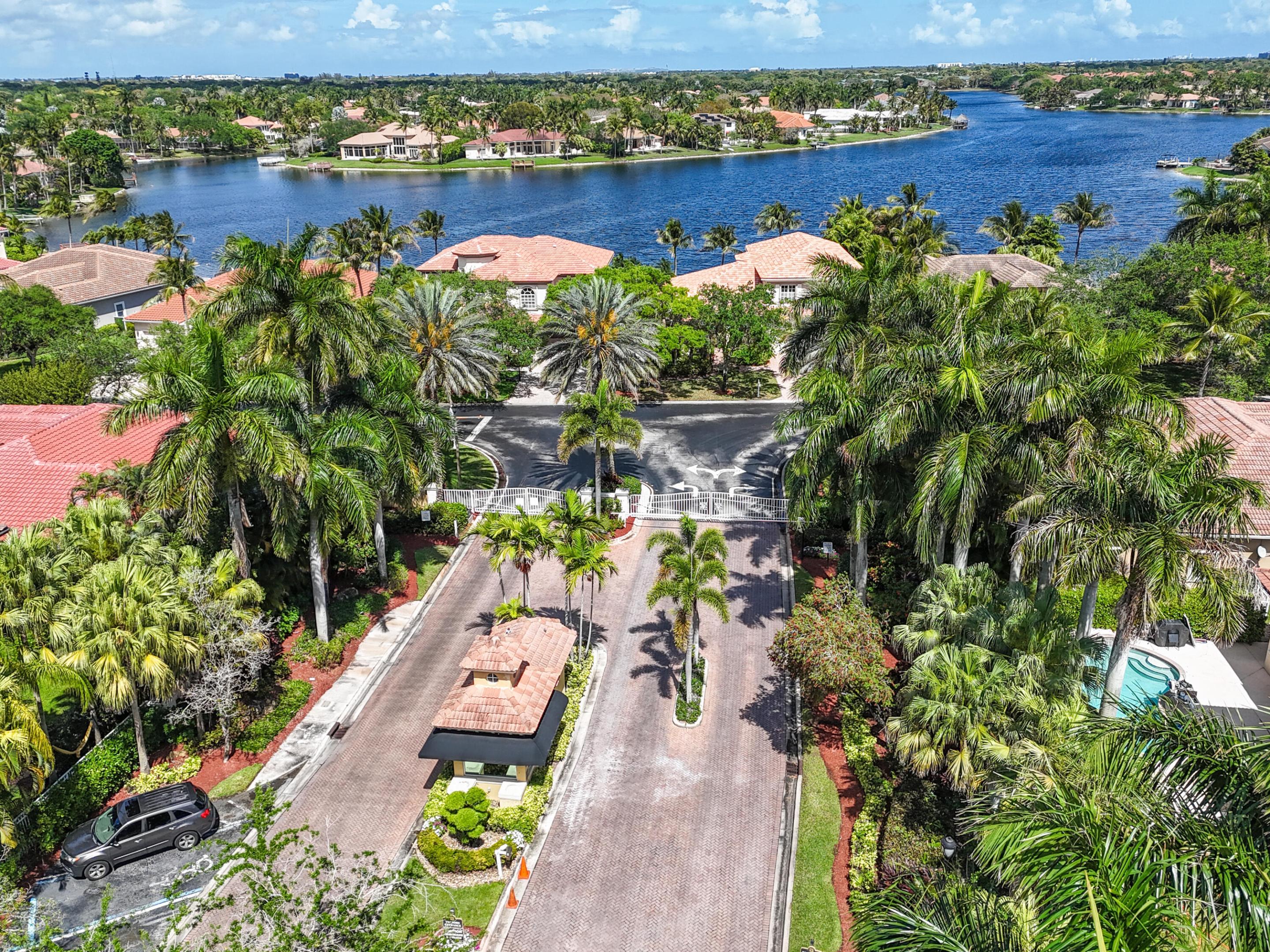 WEST SHORE - Residential