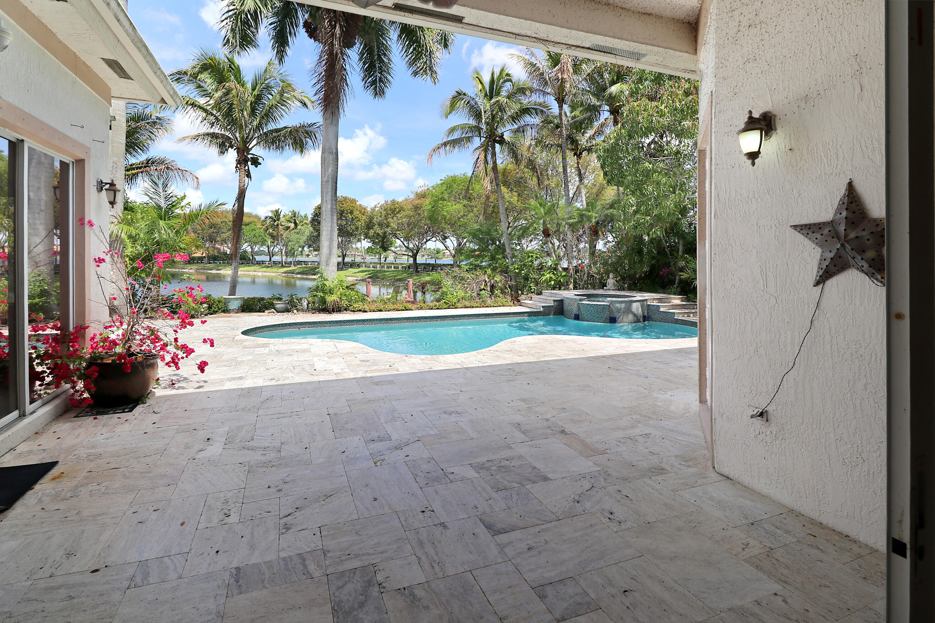 WEST SHORE - Residential