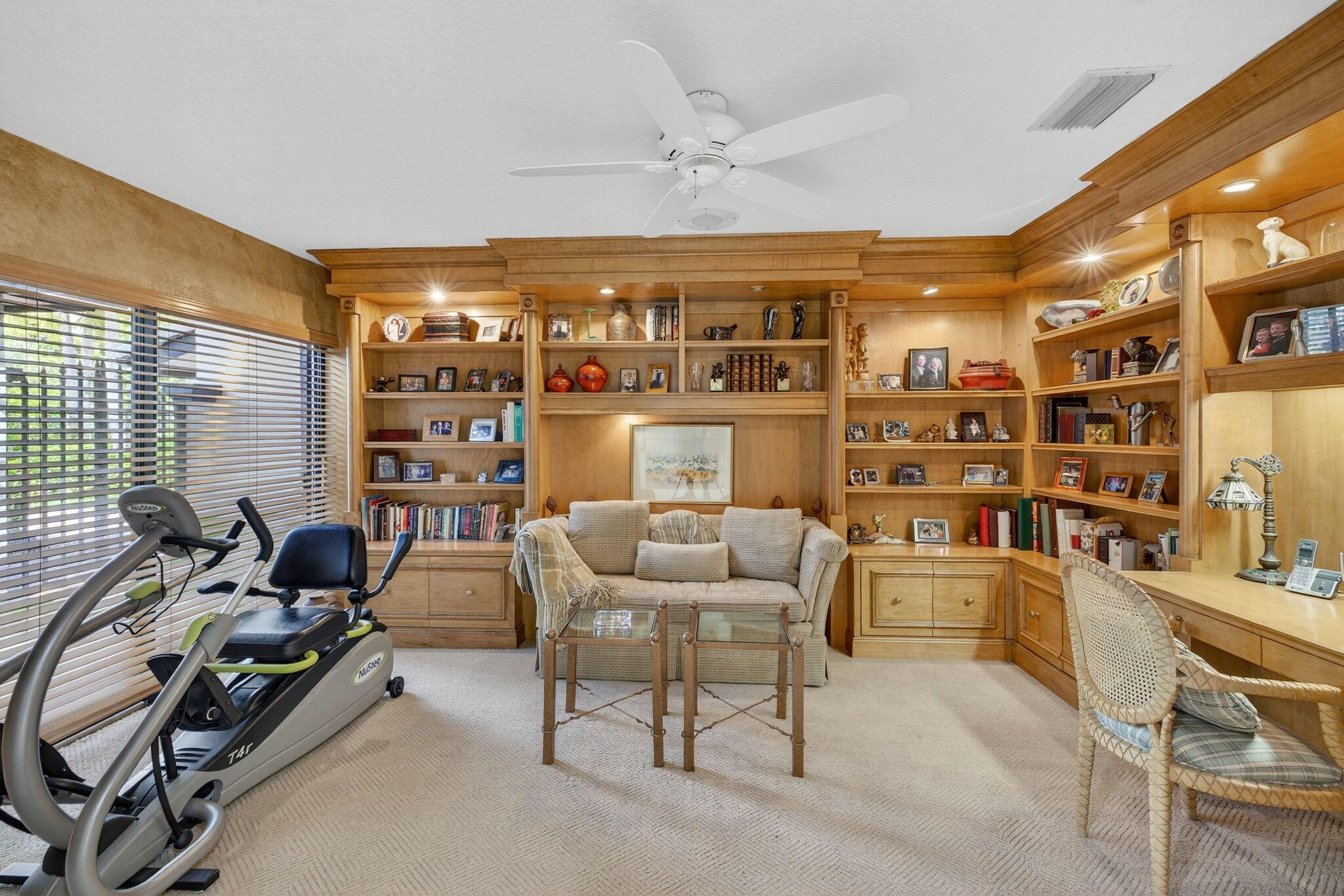 SEAGATE GOLF AT THE HAMLE - Residential