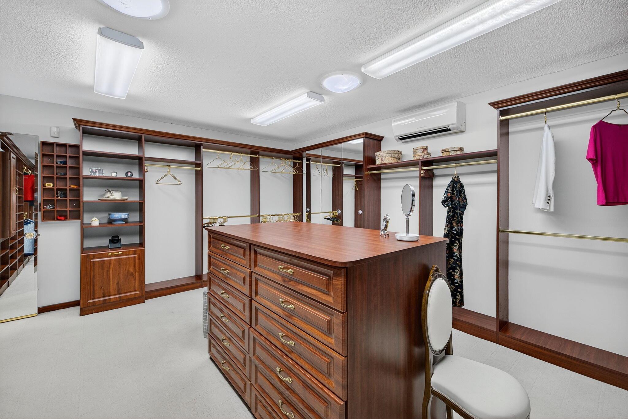 SEAGATE GOLF AT THE HAMLE - Residential