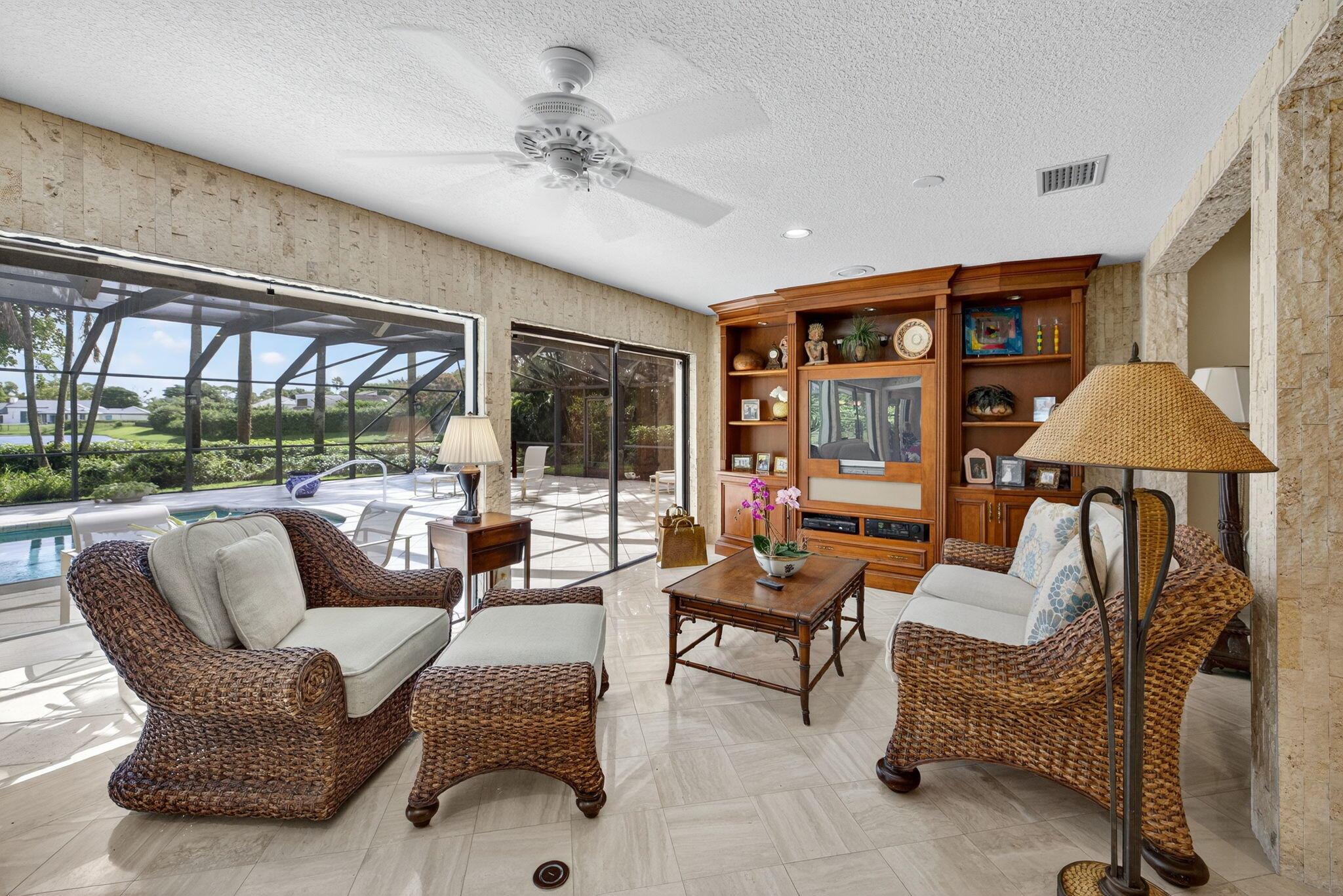 SEAGATE GOLF AT THE HAMLE - Residential
