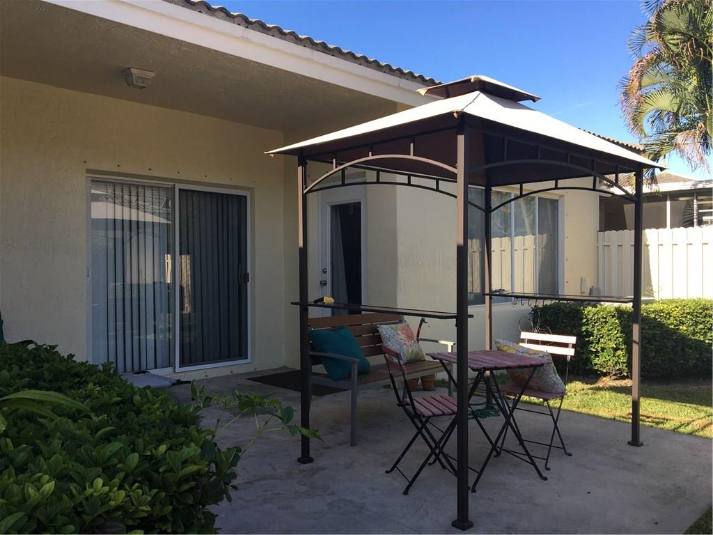 Olympia & York Residentia - Residential Lease