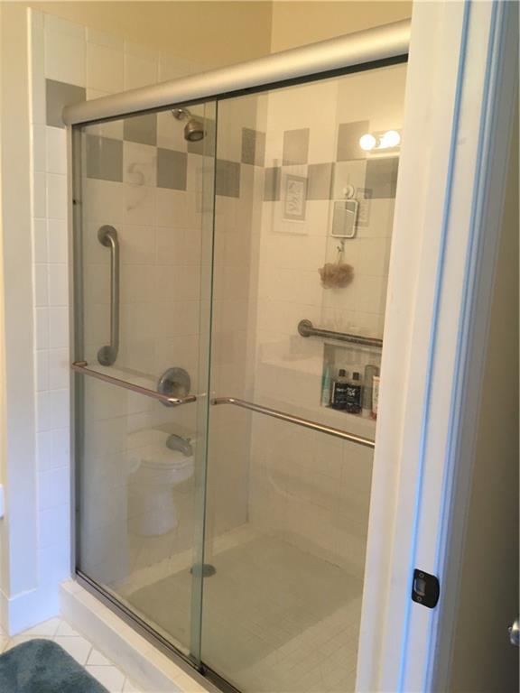 Olympia & York Residentia - Residential Lease