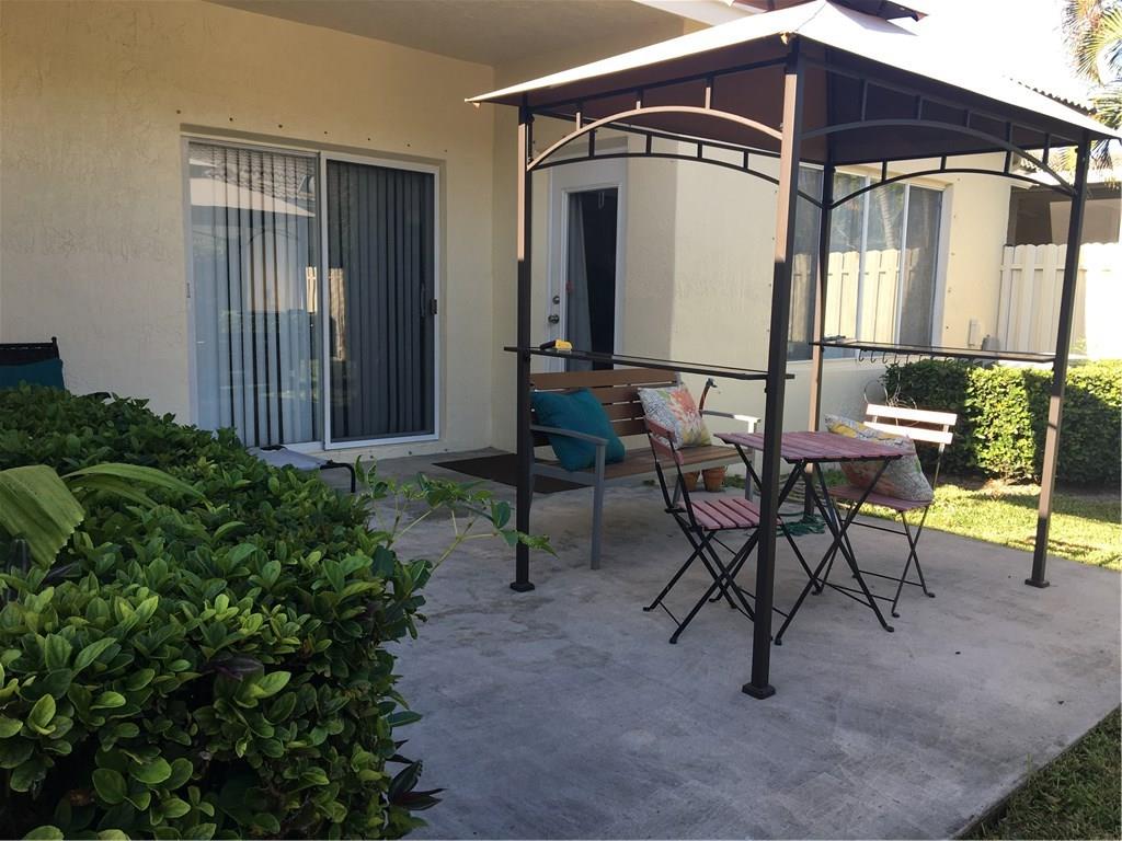 Olympia & York Residentia - Residential Lease