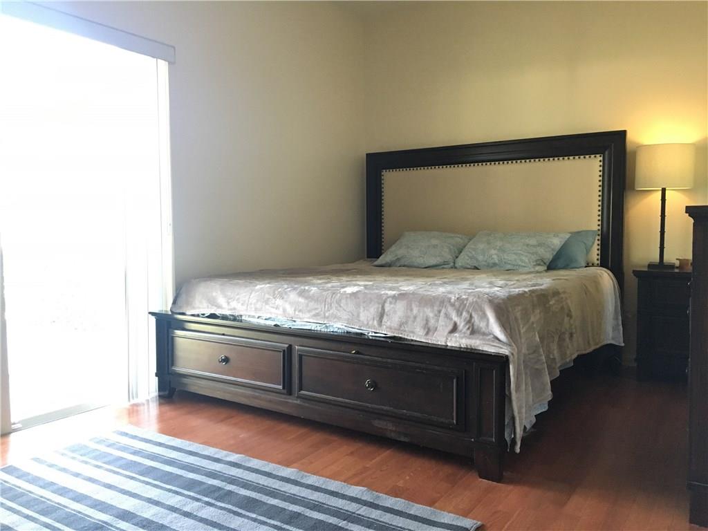 Olympia & York Residentia - Residential Lease