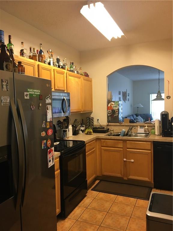 Olympia & York Residentia - Residential Lease