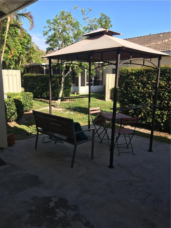 Olympia & York Residentia - Residential Lease