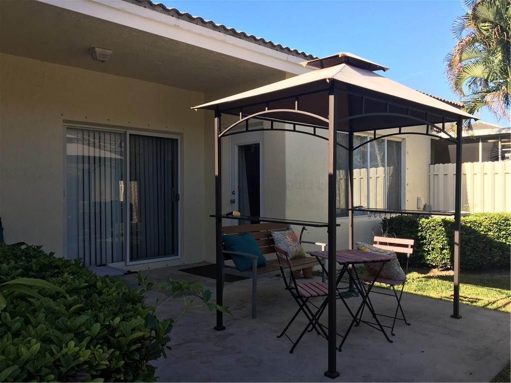 Olympia & York Residentia - Residential Lease