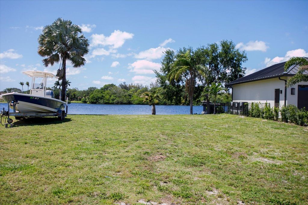 Photo of 6535 Paul Mar Drive, Lake Worth, FL 33462 (MLS # B26017671)