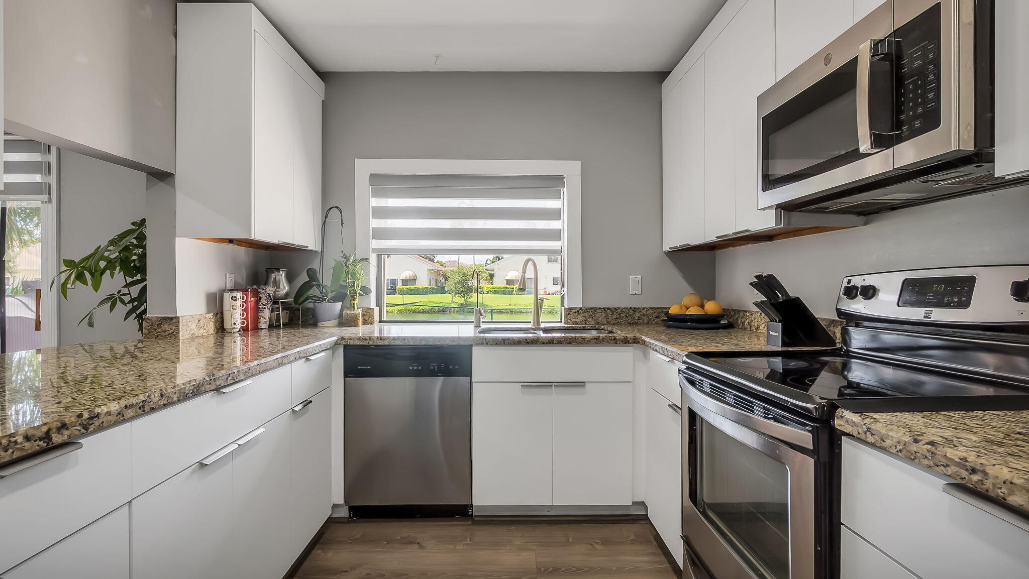 COUNTRYSIDE AT WELLEBY - Residential