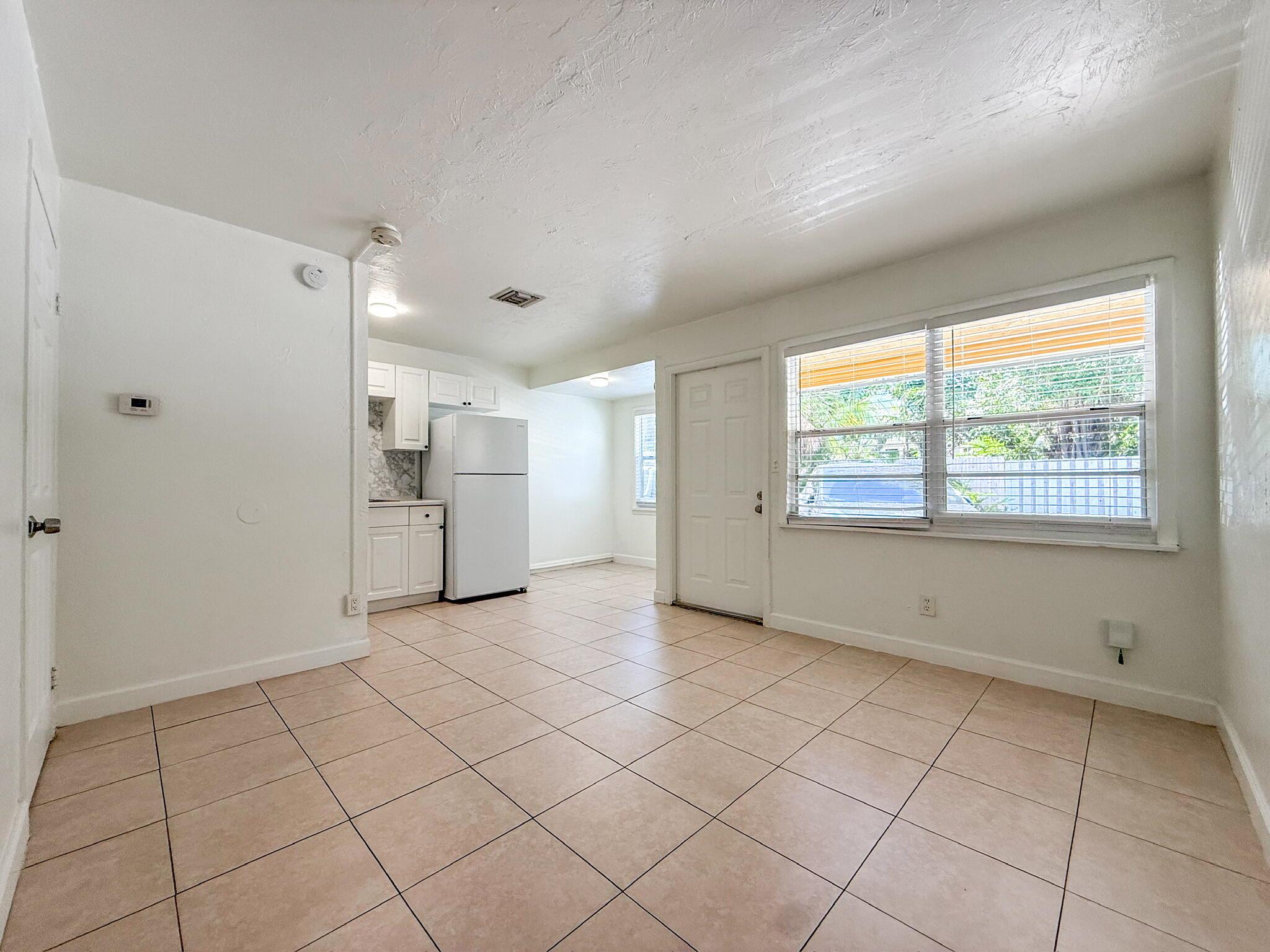 Step inside this gorgeous 1 Bed, 1 Bath Apartment in the heart of West Palm Beach. Spacious living, great lighting and a modern feel. Landlord is top notch and cares highly about his tenants. Don't let this unit pass you by! Walking distance to downtown, Tri-Rail Station, Palm Tran, and all the best things West Palm Beach has to offer. This unit wont last long, so act fast! Requirements: First Month, Last Month, and Security Deposit. WATER INCLUDED! NO PETS