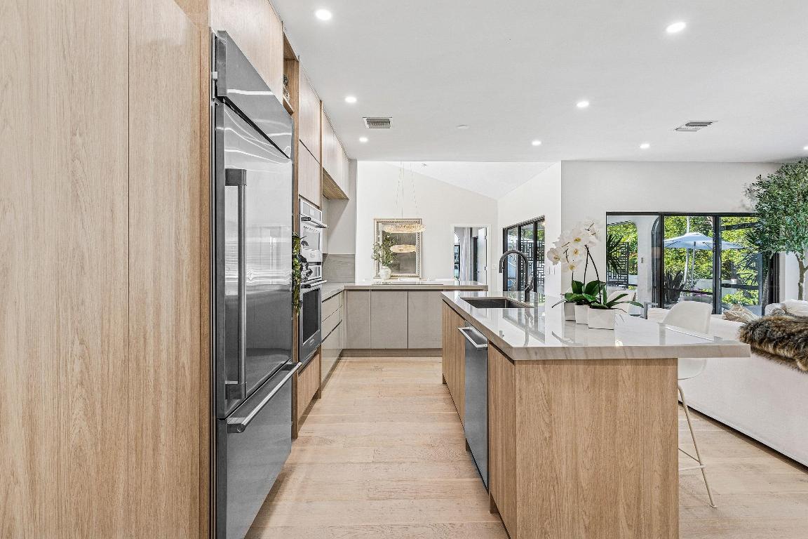 RIDGE HARBOUR ESTATES - Residential