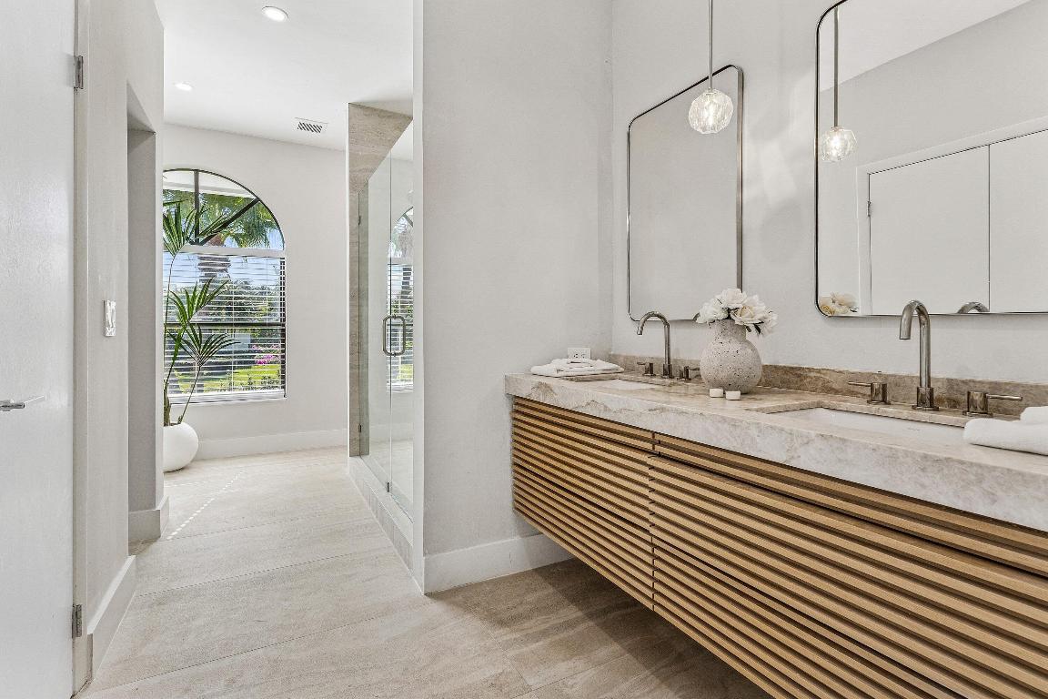 RIDGE HARBOUR ESTATES - Residential