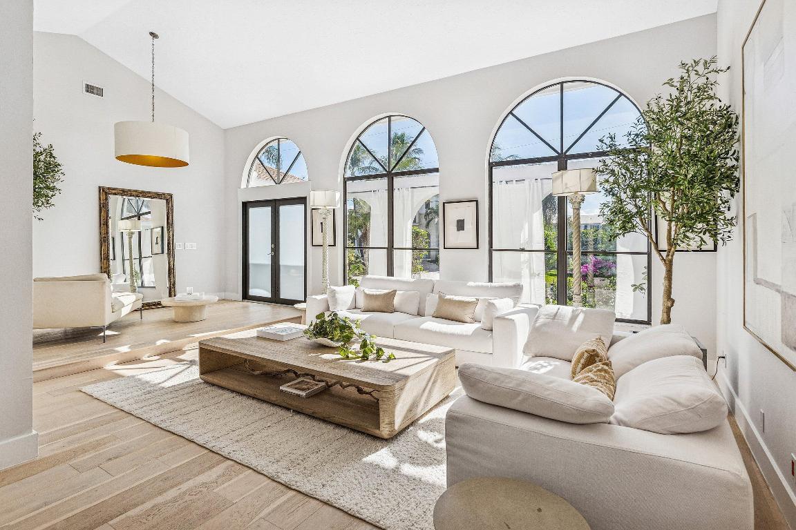 RIDGE HARBOUR ESTATES - Residential