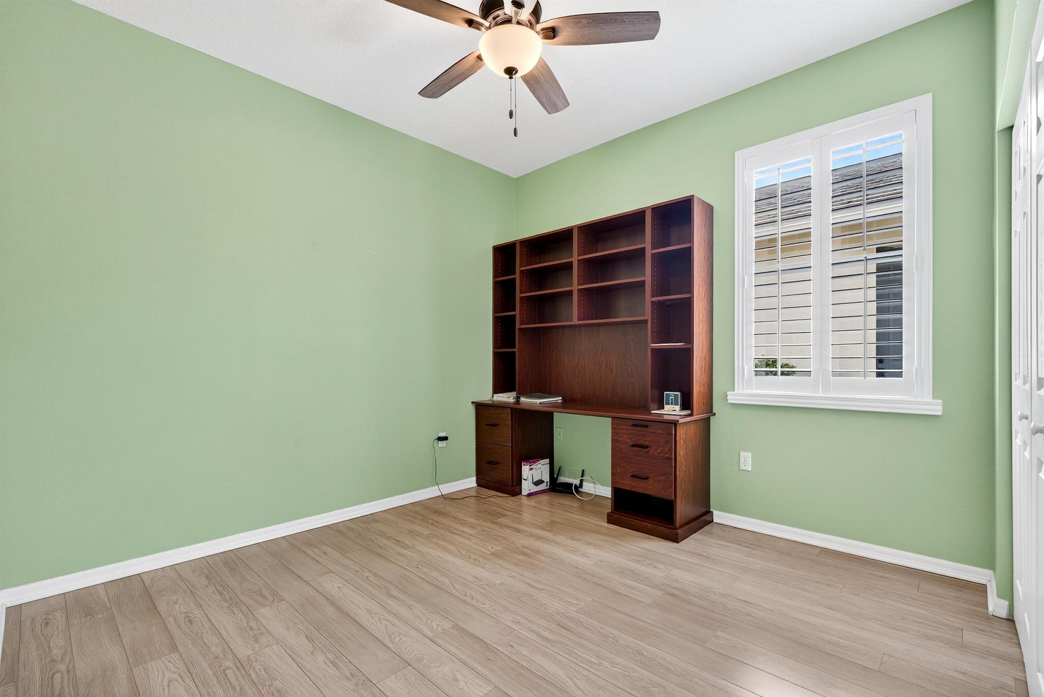 LAKEFOREST POINTE - Residential