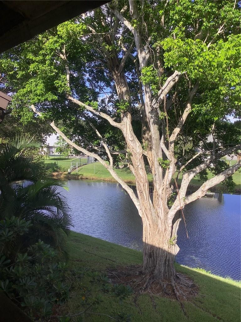 POND APPLE PLACE III CONDO - Residential