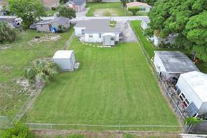 2055 NW 8th Street