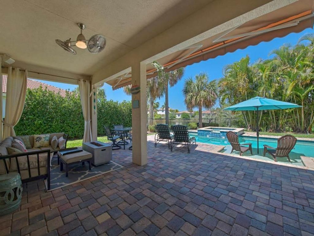 Photo of 241 Porgee Rock Place, Jupiter, FL 33458 (MLS # R10946843)