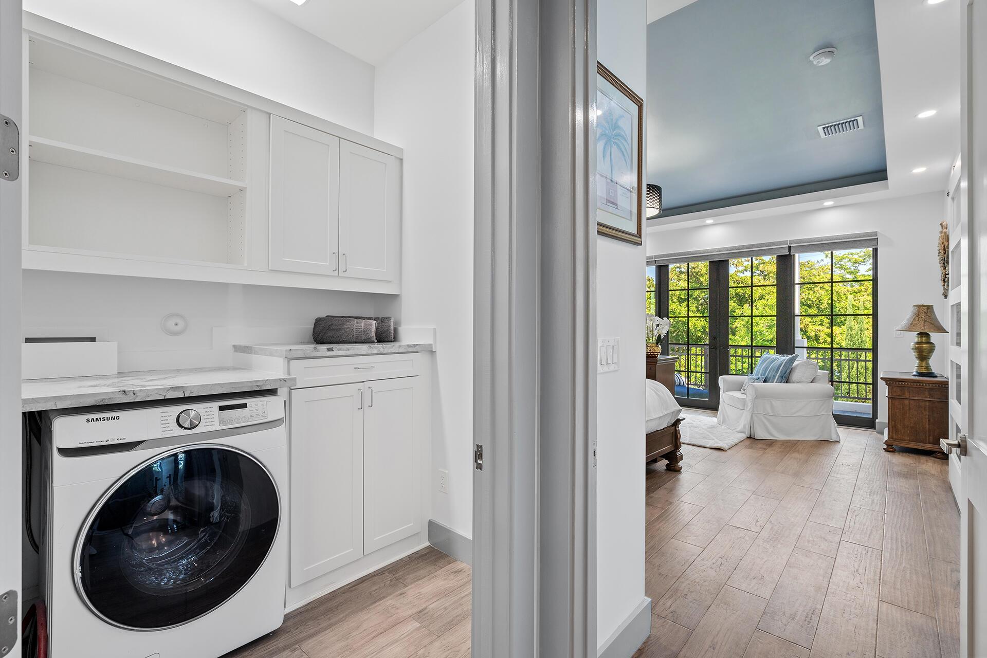 SOUTHLAND PARK - Residential