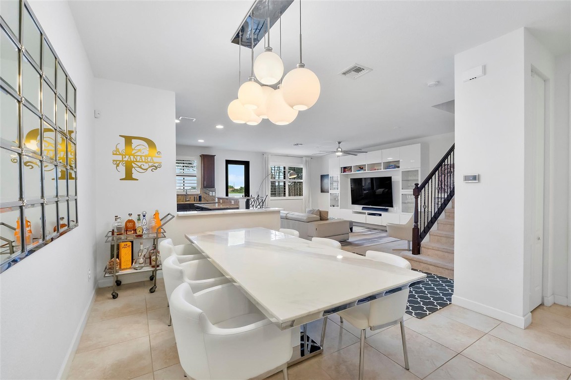 9585 Town Parc Circle