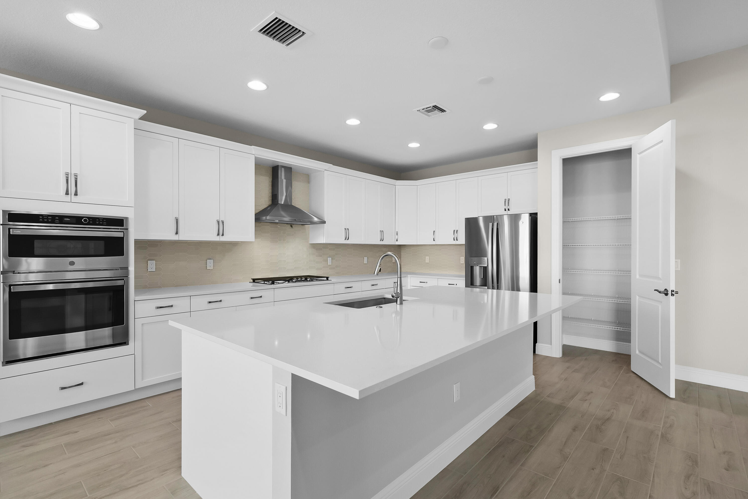 6344 High Pointe Circle