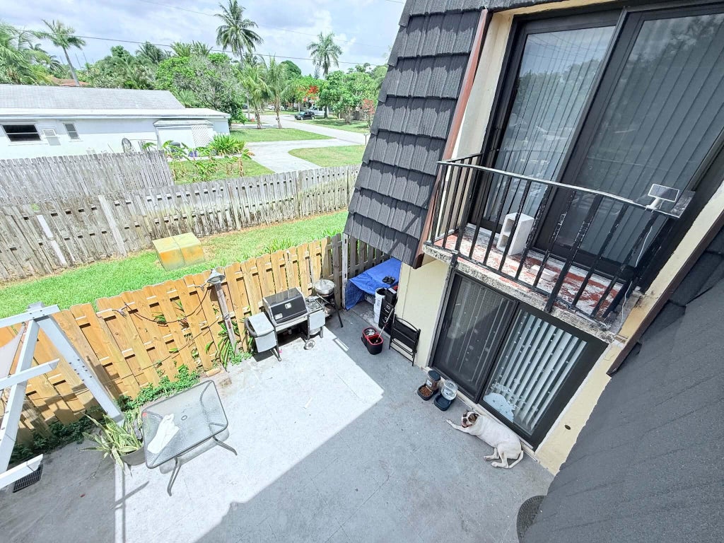 Photo of 295 Woodland Road, Palm Springs, FL 33461 (MLS # B26074645)