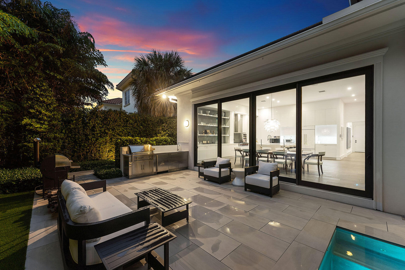 ROYAL PALM YACHT & COUNTRY CLUB - Residential