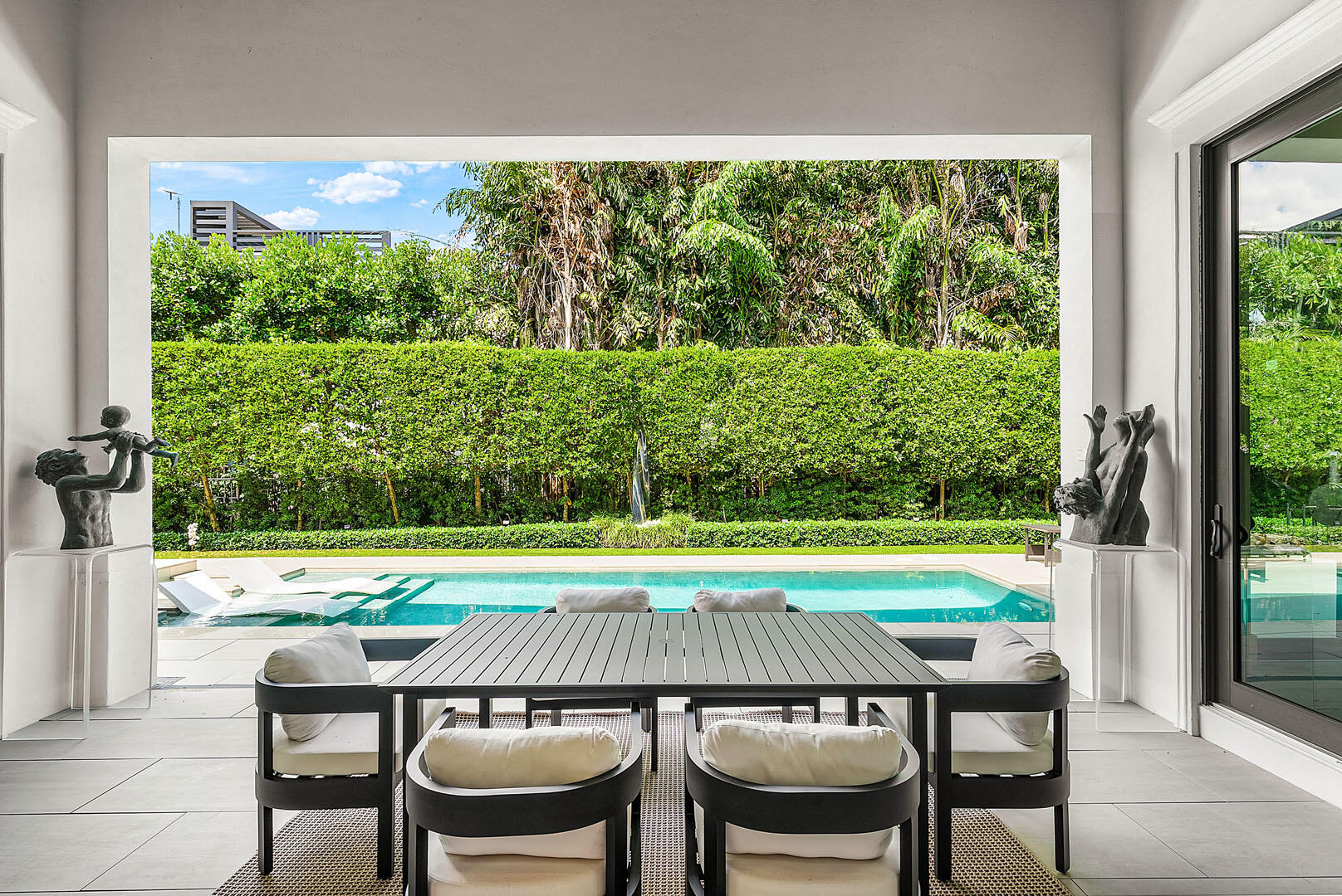 ROYAL PALM YACHT & COUNTRY CLUB - Residential