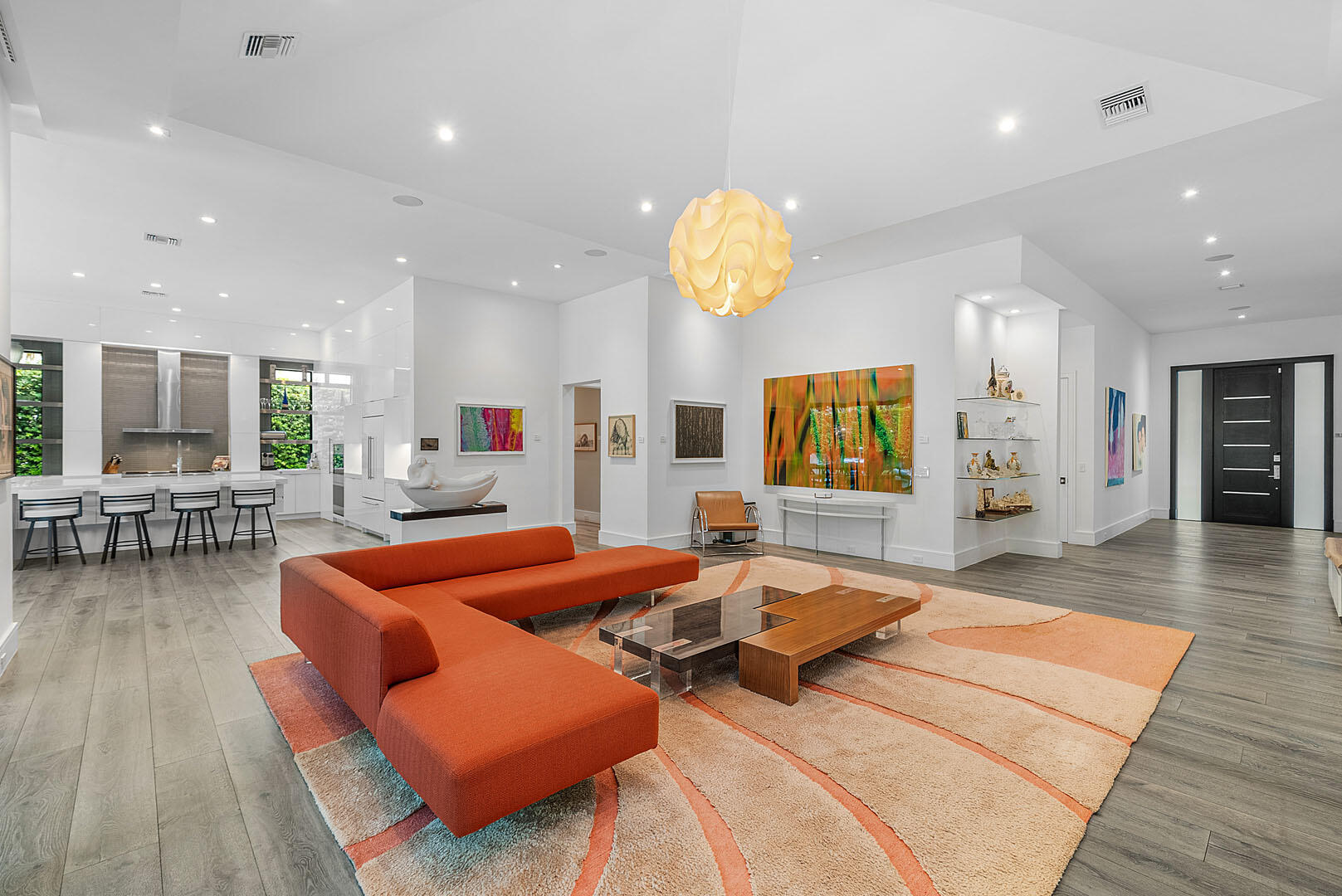 ROYAL PALM YACHT & COUNTRY CLUB - Residential